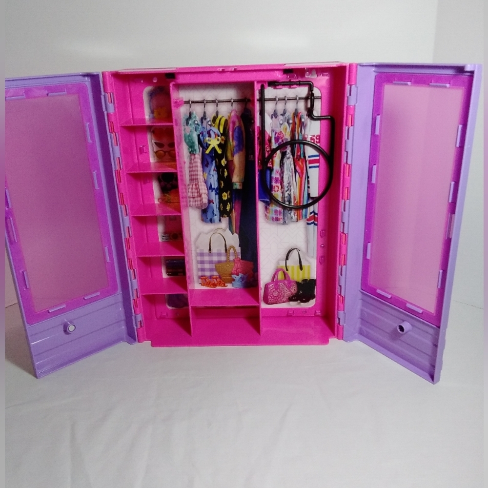 Barbie Portable Set - Picture 14 of 16